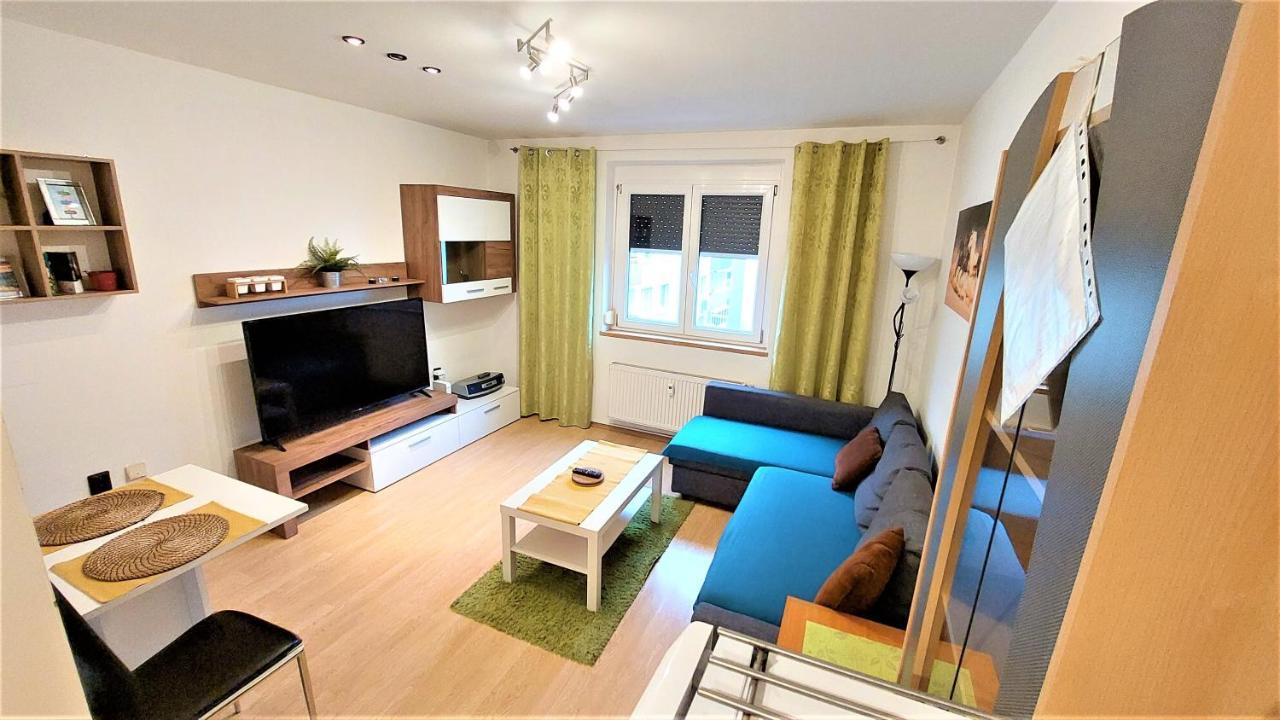 "Like A Home" Apartment Братислава Экстерьер фото